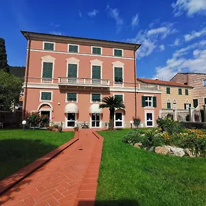 Hotel Mp, Noli